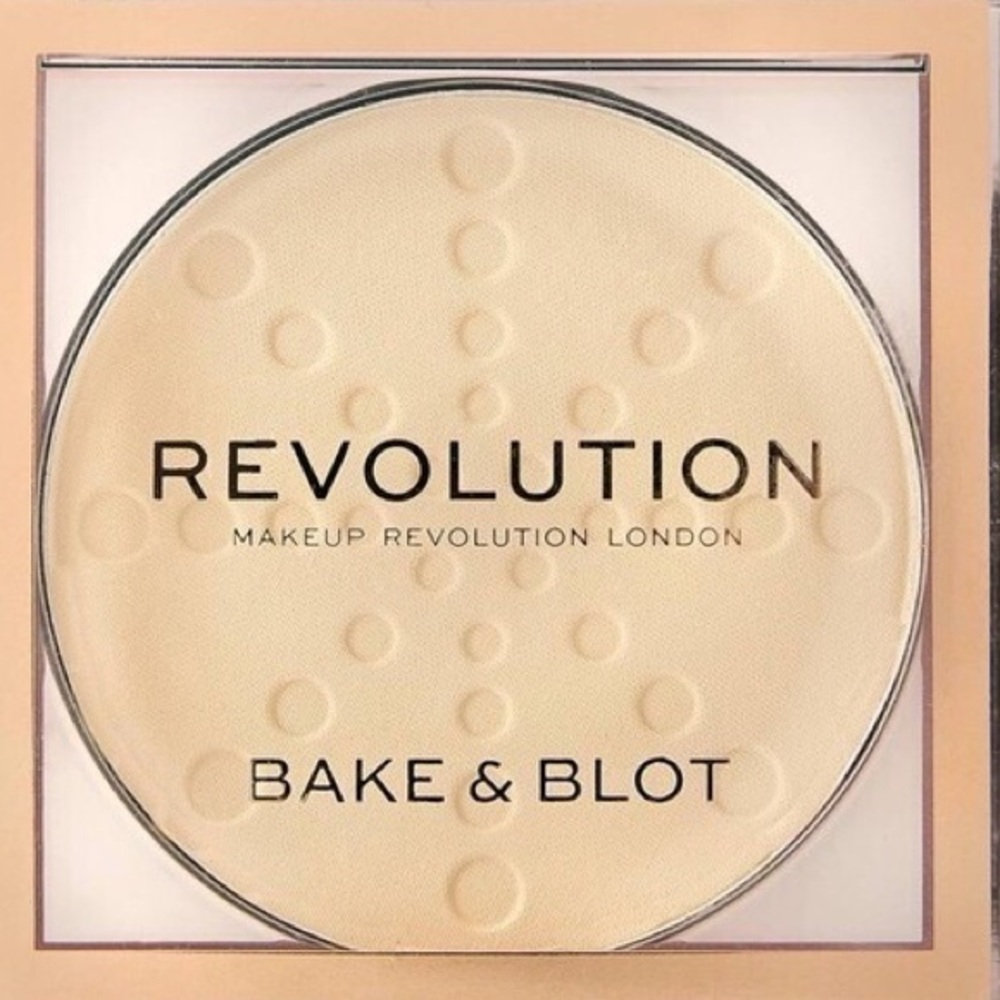 Revolution London Bake & Blot Compact – NWT | 0.19 oz